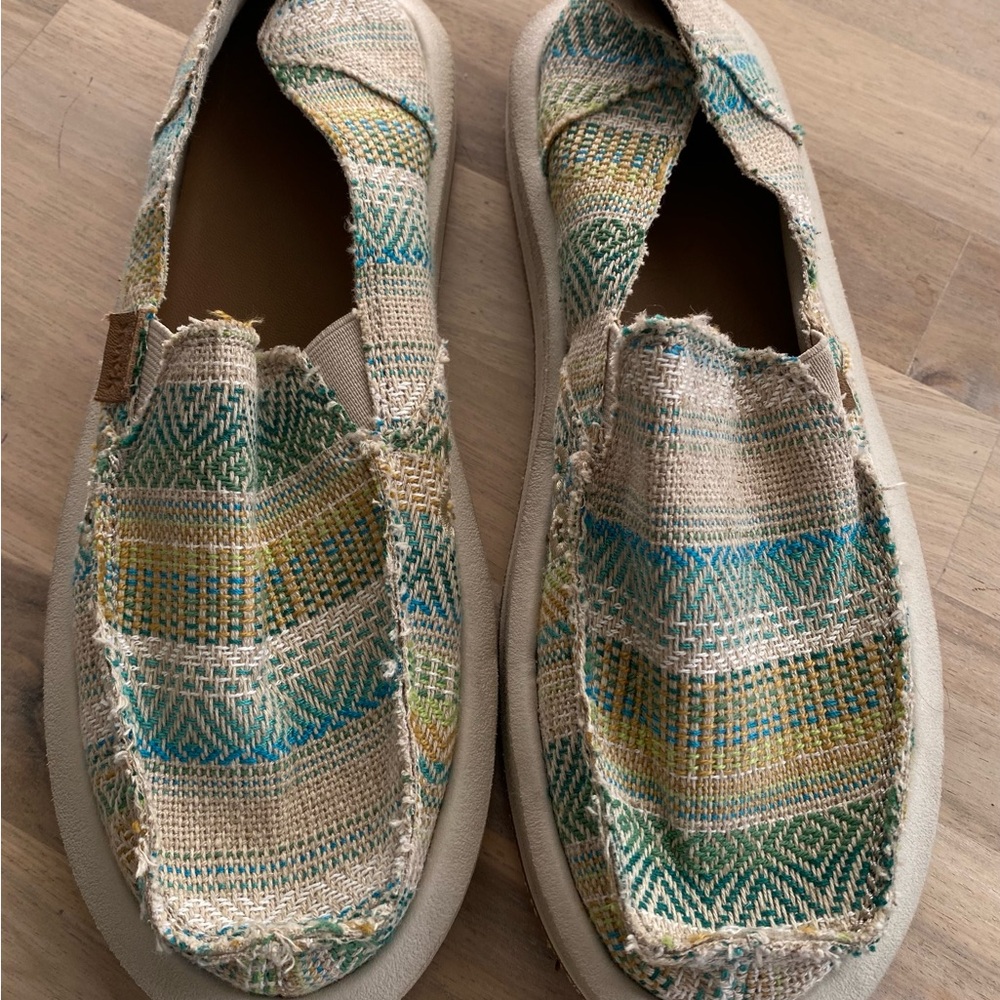 Sanuk Women’s Donna Soft Top Artesano Slip On Shoes Size 9